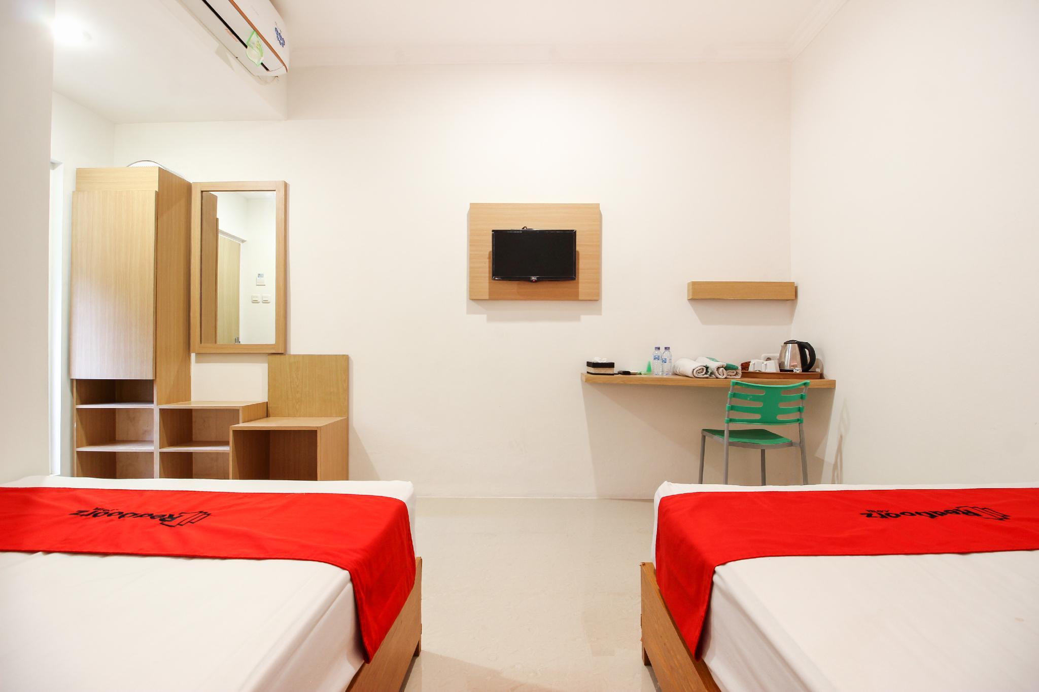 Reddoorz Plus Near Universitas Sumatera Utara Medan Exterior photo