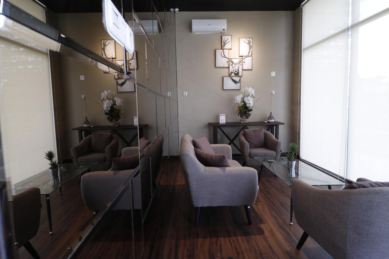 Reddoorz Plus Near Universitas Sumatera Utara Medan Exterior photo