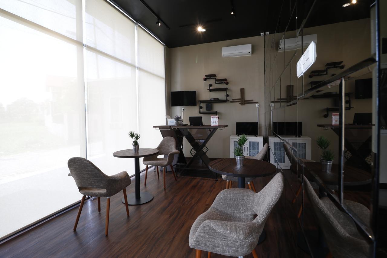 Reddoorz Plus Near Universitas Sumatera Utara Medan Exterior photo